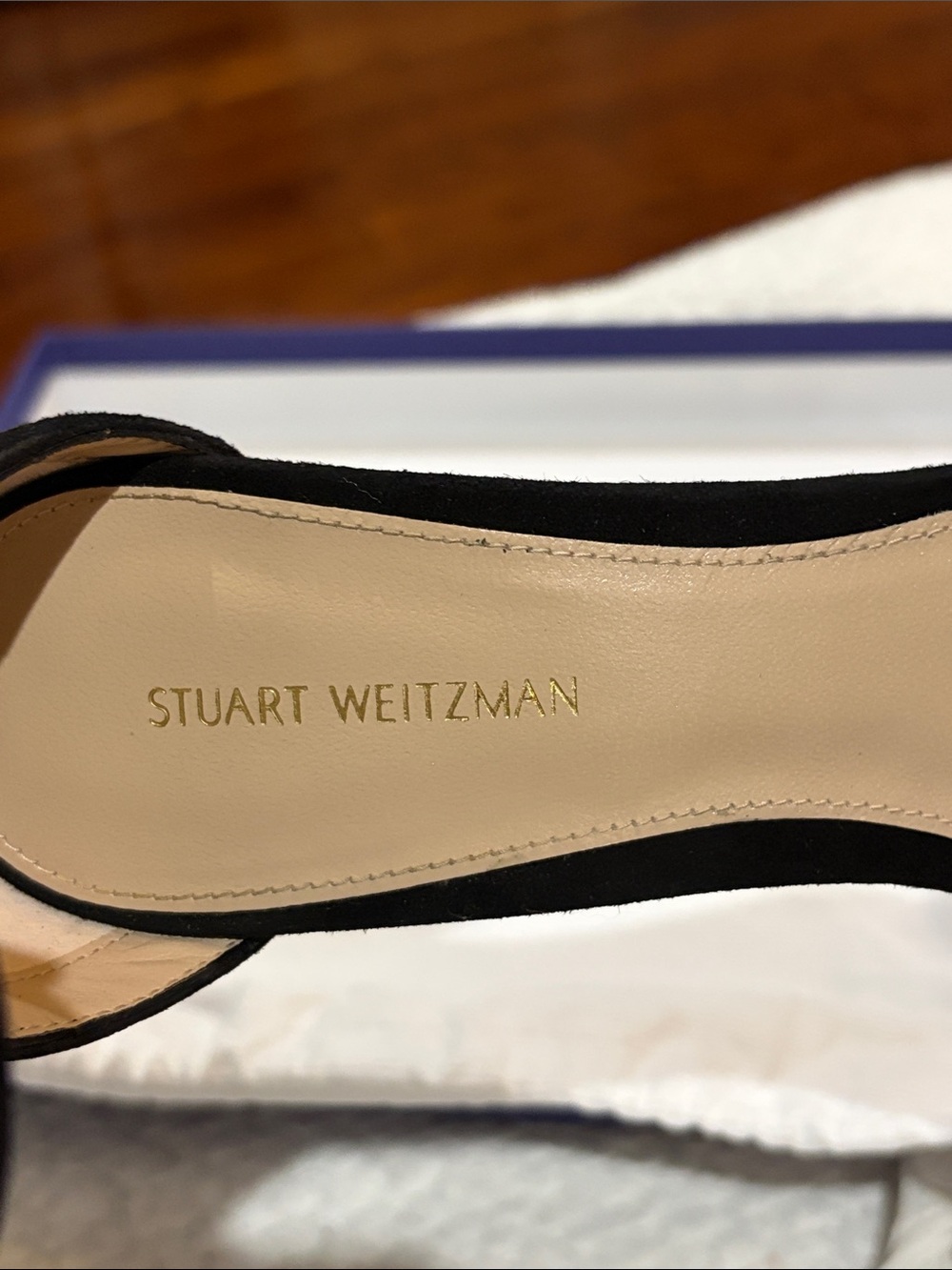 Stuart Weitzman Blue Box - Picture 9 of 16